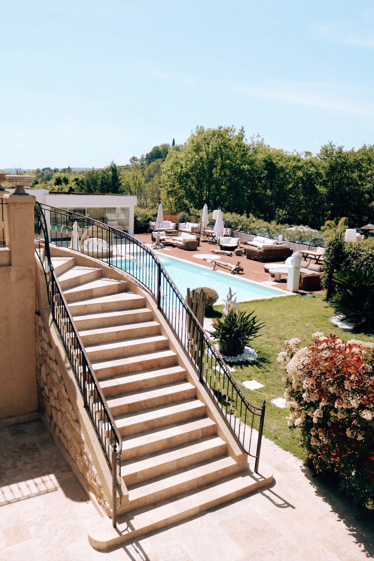 Biệt Thự Cúc Hoa Palace - Gia đình Hạnh phúc Tuyệt Vời Tại Hội An